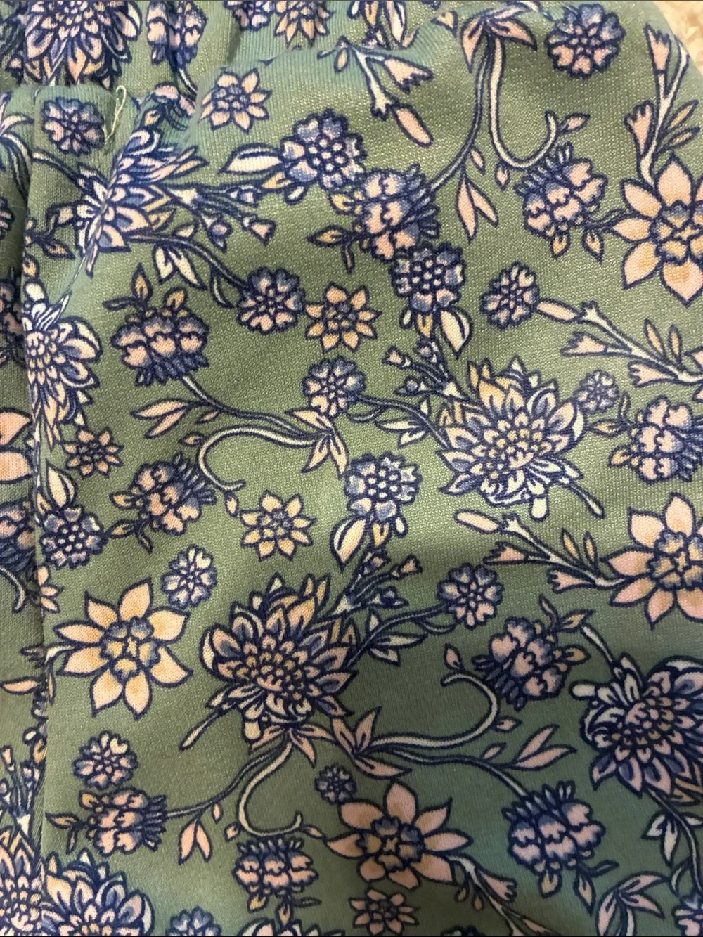 btween Green Floral Ruffle Sleeve Pajama Set - Picture 4 of 4